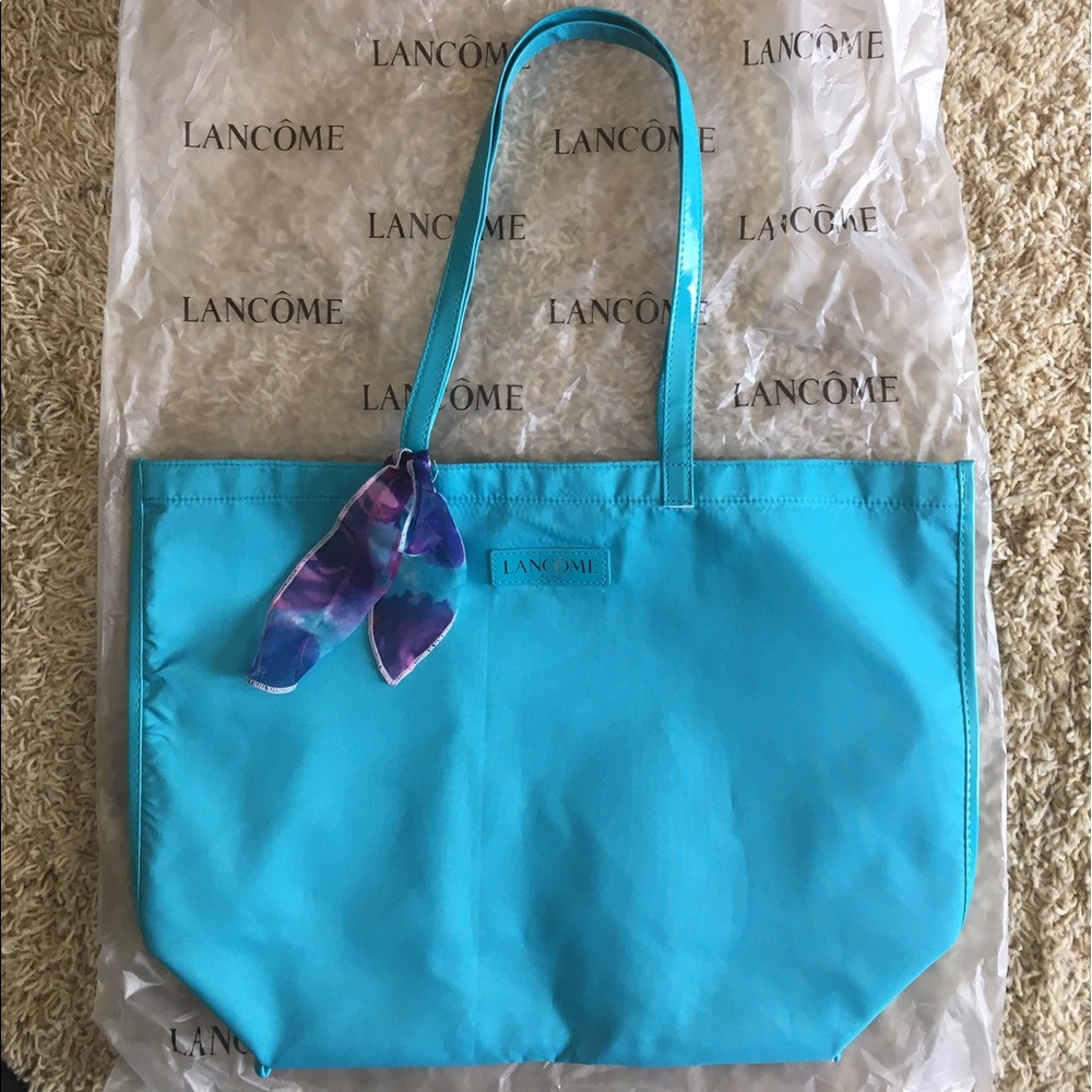 🌊NEW!🌊Lancôme Polyvinyl Large Waterproof Tote NEW!